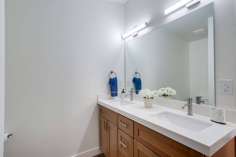 11949 Riverside Drive, Willowbrook, Lakeside,  CA 92040 USA