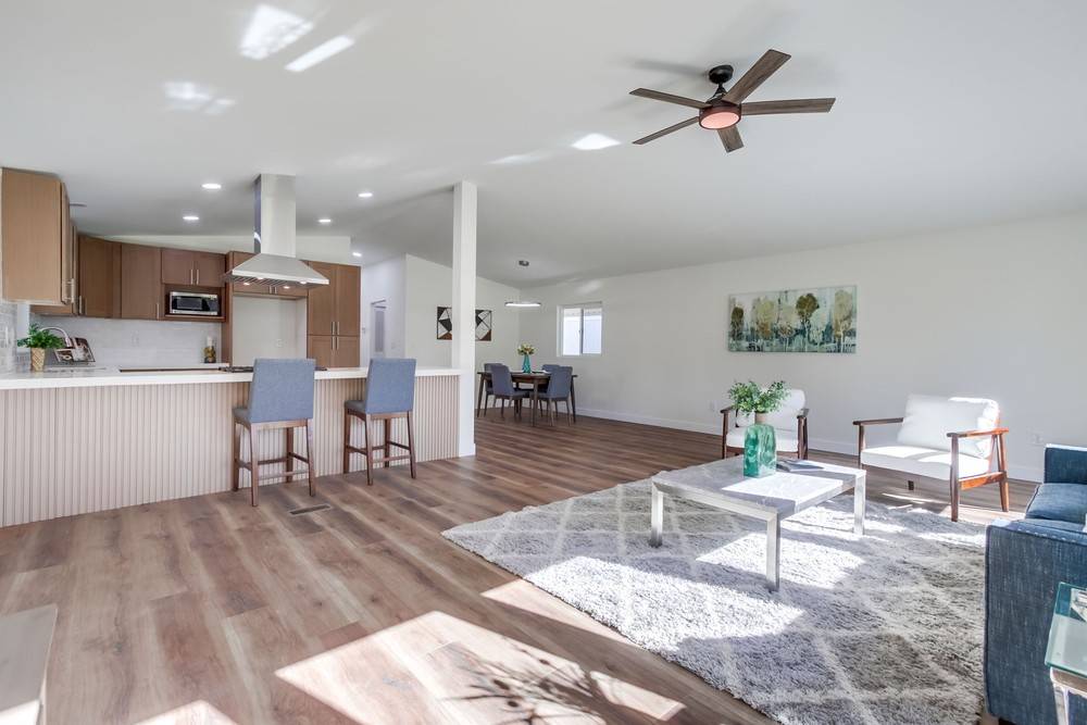11949 Riverside Drive, Willowbrook, Lakeside,  CA 92040 USA