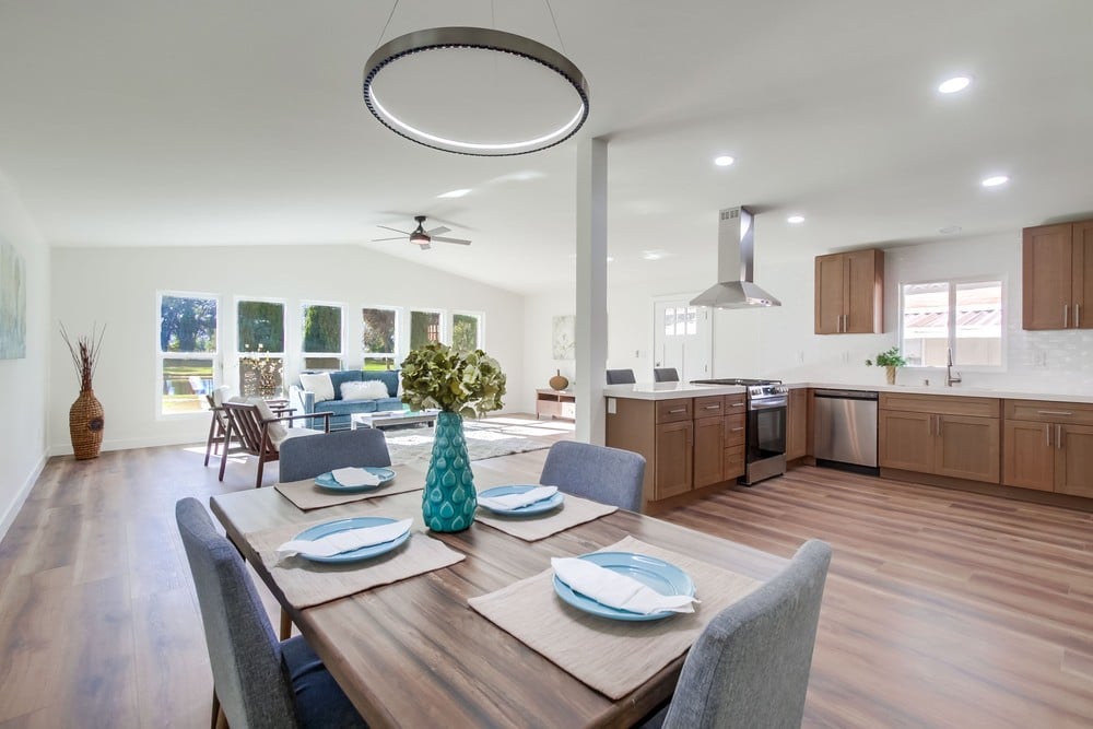 11949 Riverside Dr., Willowbrook, Lakeside,  CA 92040