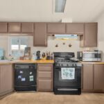 8712 N. Magnolia Ave., Camerons, Santee,  CA 92071