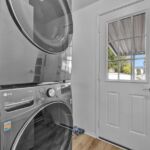 1174 E. Main St., Safari, El Cajon,  CA 92021