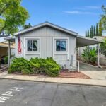 4842.5 Old Cliffs Rd., The Cliffs, San Diego,  CA 92120