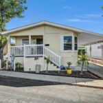4922 1/2 Old Cliffs Rd., The Cliffs, San Diego,  CA 92120
